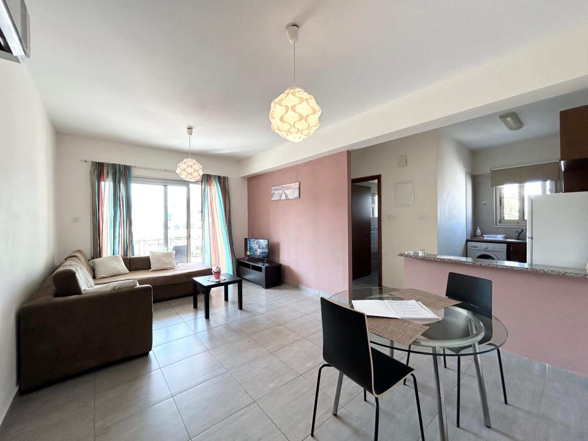 Sun Julz Apartments On The Beach Paphos Exterior foto